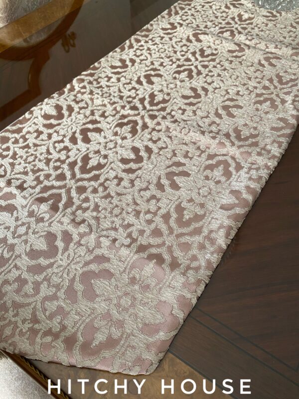 Cashmere Leaves Table-Runner - Image 3